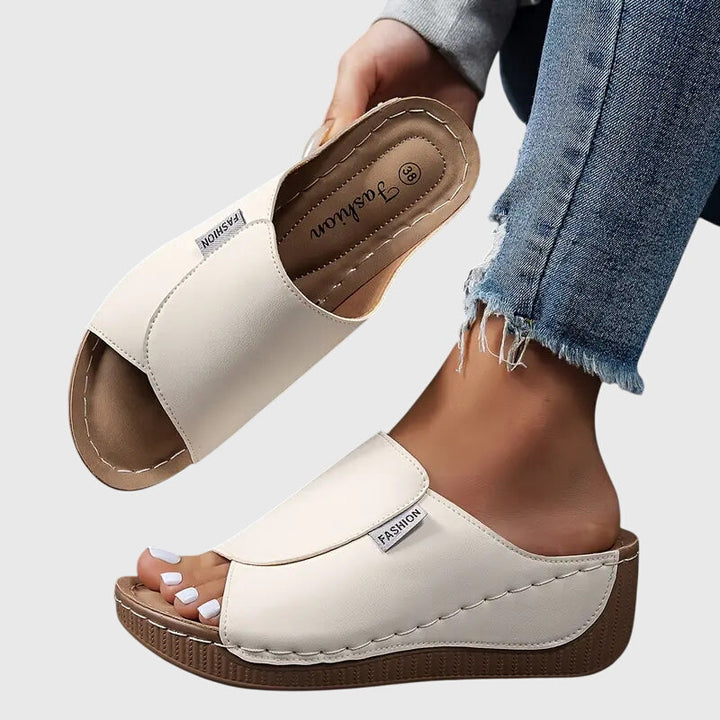 Esther™ | Sandales orthopédiques stylées