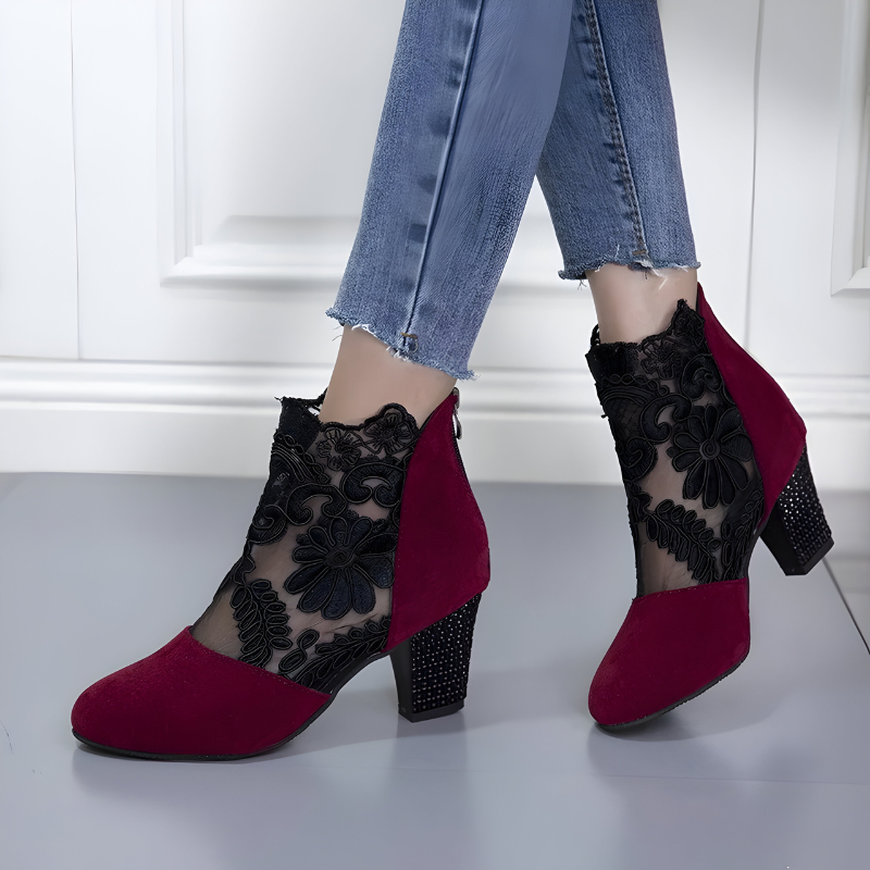 Lynora | Talons Orthopédiques