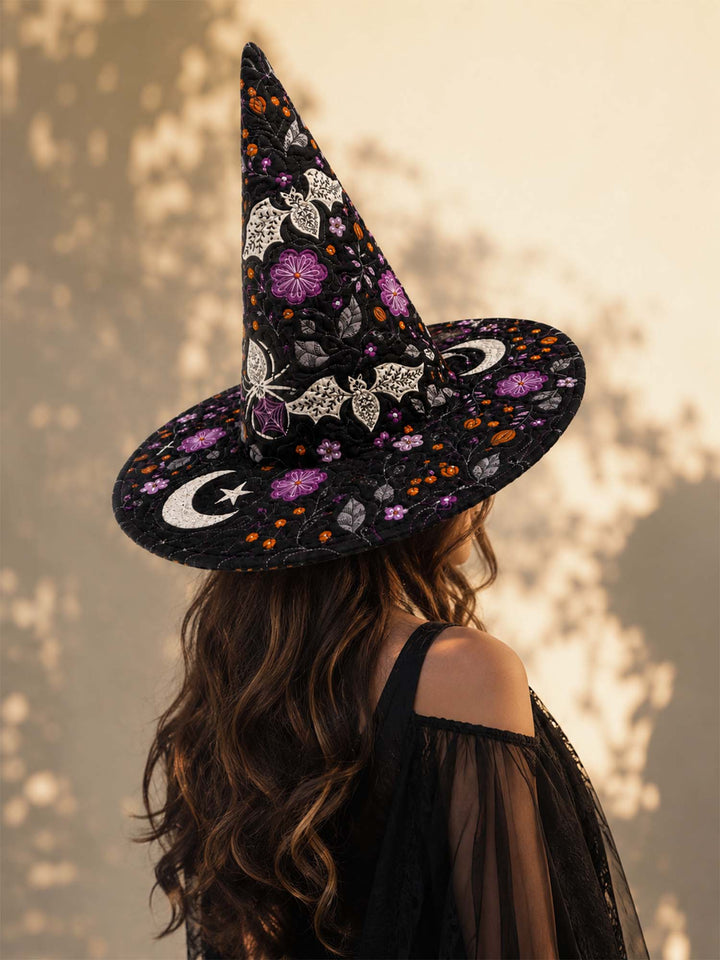 Chapeau de sorcière matelassé fait à la main – Chauves-souris, fleurs et lune d'Halloween
