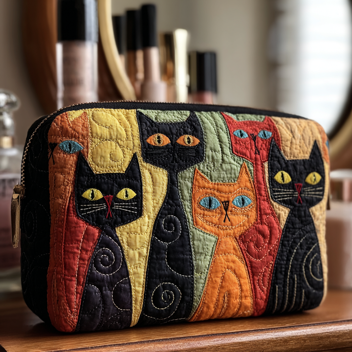 Trousse de maquillage matelassée avec chat décoratif NCU0DK10146
