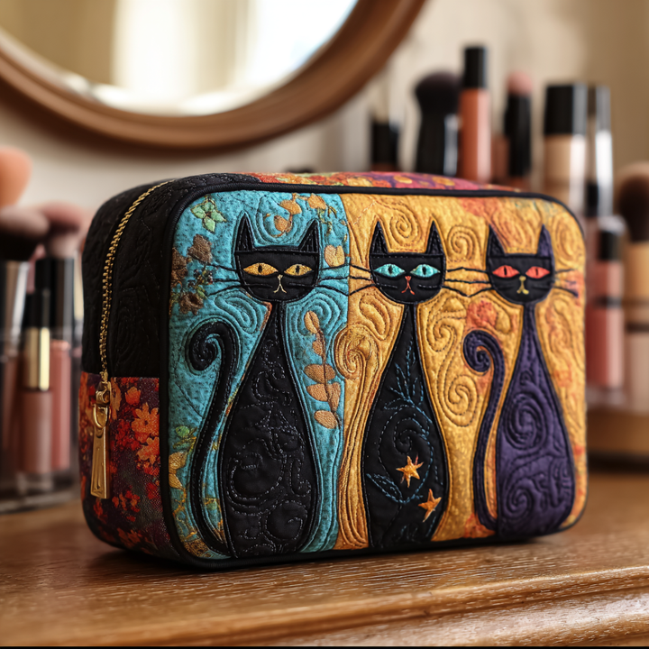 Trousse de maquillage matelassée avec un chat curieux NCU0DK10142