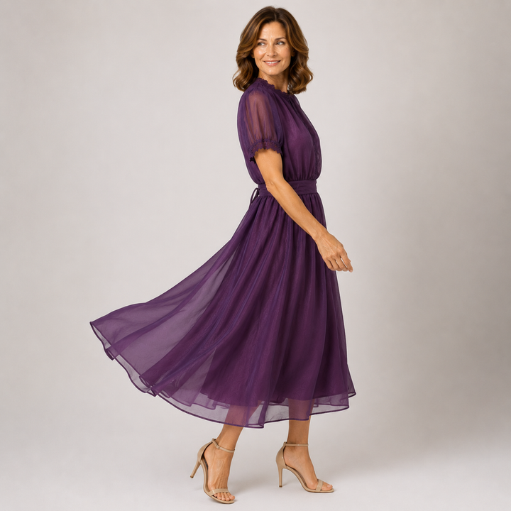 Flavia | Maxi Robe avec Décolleté en Goutte et Bord en Dentelle Chiffon
