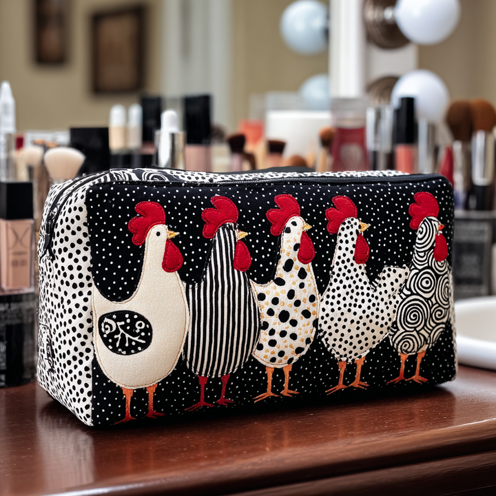 Trousse de maquillage matelassée avec poule dans le nid NCU0DK10293
