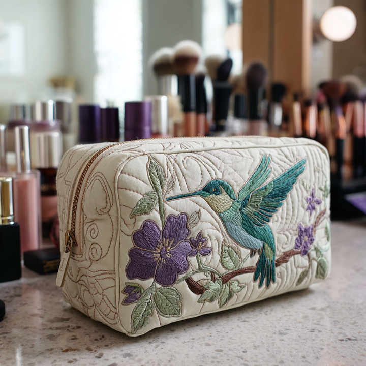 Trousse de maquillage matelassée avec colibris et fleurs NCU0DK10213