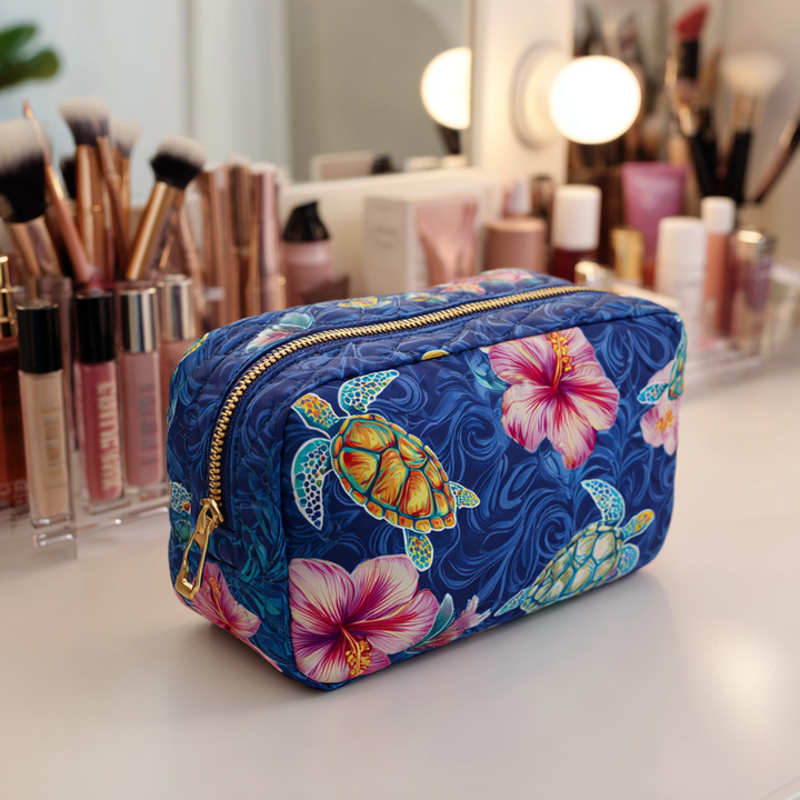 Trousse de maquillage matelassée avec tortue de mer NCU0DK10238