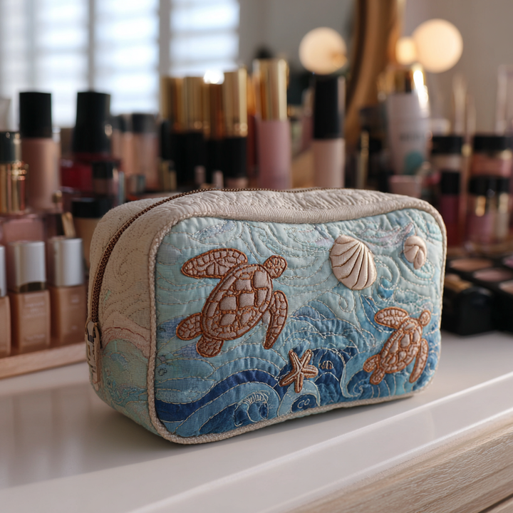 Trousse de maquillage matelassée avec tortue de mer NCU0DK10241