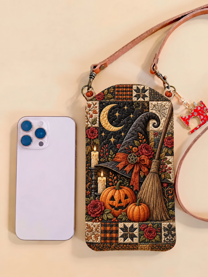 Sacoche pour téléphone portable étroite et matelassée – Balai de sorcière dans le champ de citrouilles
