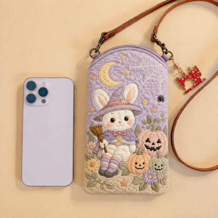 Sacoche pour téléphone portable étroite matelassée – Petit lapin sorcière en couleurs pastel