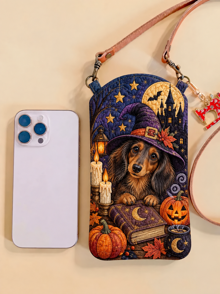 Sacoche de téléphone portable étroite matelassée – Teckel sorcière avec des citrouilles
