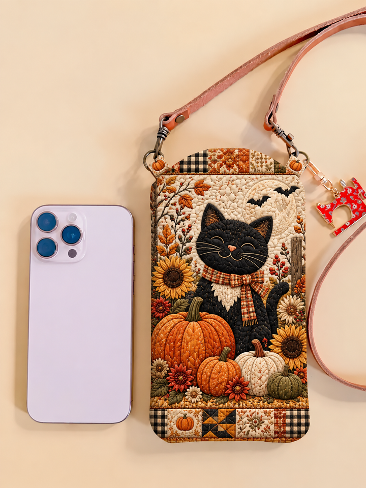 Sac à bandoulière pour téléphone, fin et matelassé – Chat noir dans le jardin de citrouilles